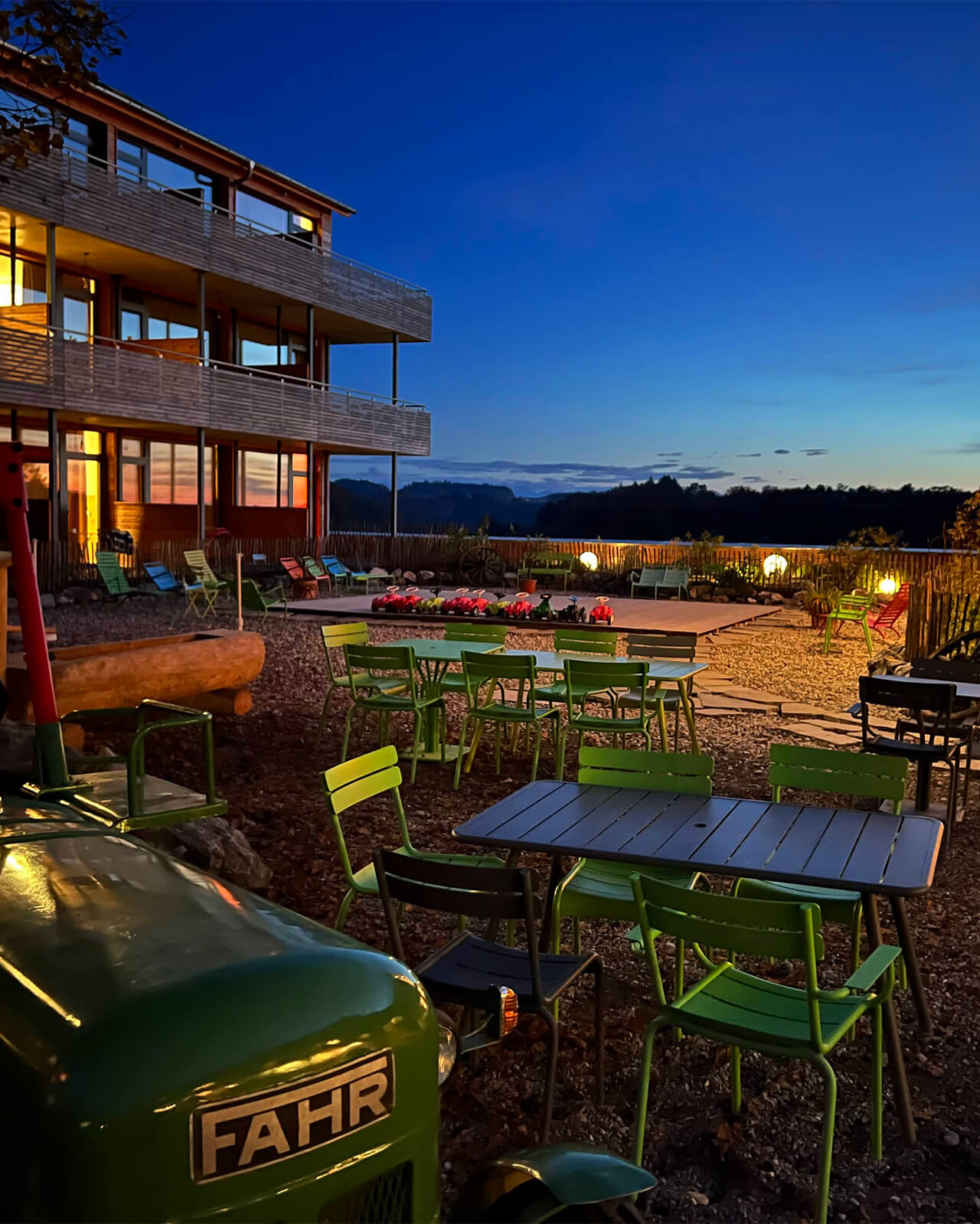 View: Jobs at Gut Hügle, the adventure farm